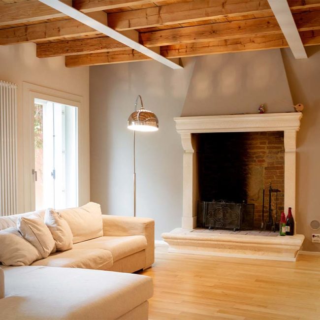 foto di un soggiorno rustico contemporaneo a vicenza