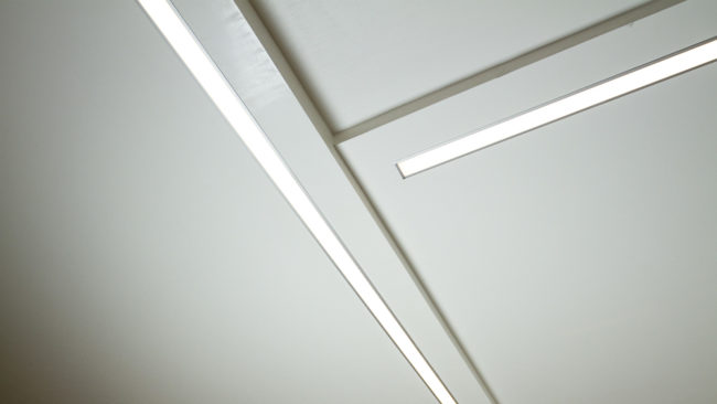 soffitti moderni con illuminazione a led villa padova